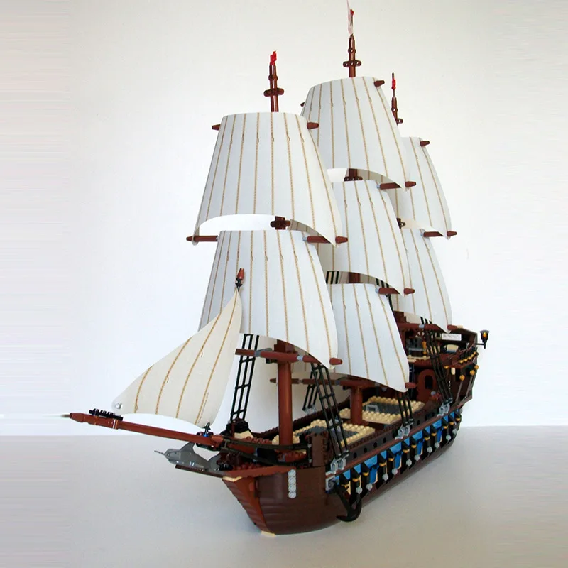 

1664Pcs Kingg Building Blocks Imperial Flagship Sailboat 22001 Compatible 10210 Children Toy Bricks Christmas Gifts