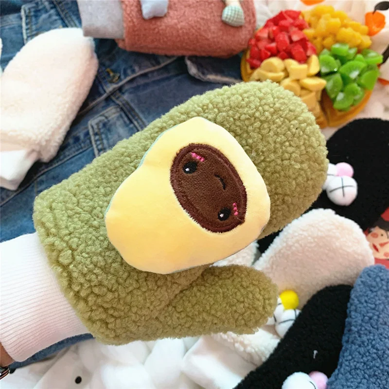 Зимние женские теплые перчатки с рисунком медведя из мультфильма, студенческие Висячие на шее, бархатные толстые велосипедные варежки, ветрозащитные кашемировые перчатки для вождения