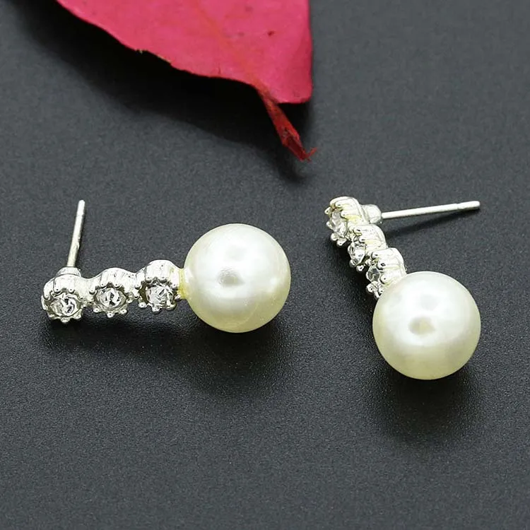 Южнокорейские микро-Ювелирные серьги Модные инкрустированные с тремя жемчужинами серьги Новые продукты Популярные серьги