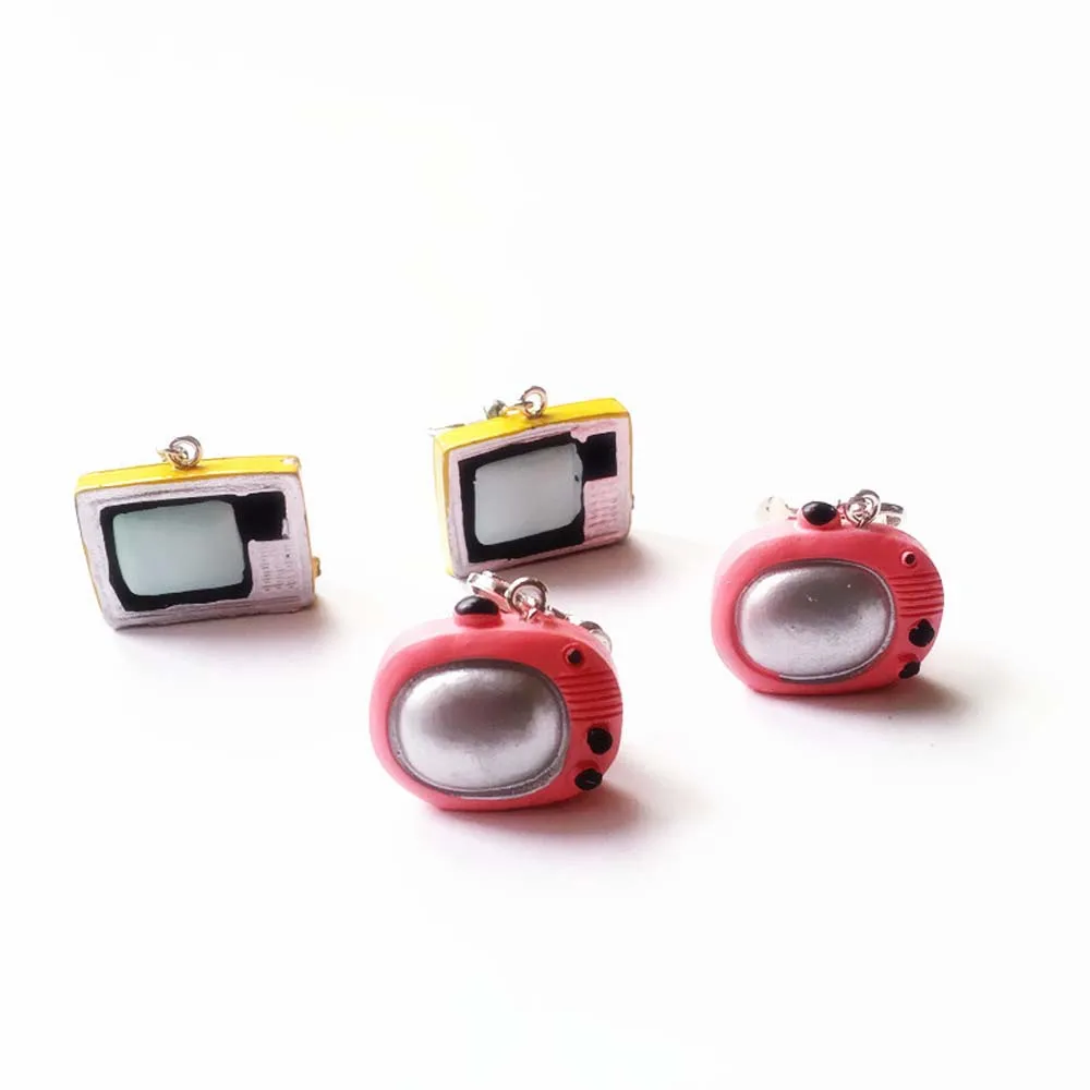 

Vintage Handmade Television Lovely Drop Earrings Cute Resin TV Personality Earrings for Woman Creative Funny Party Jewelry Gift