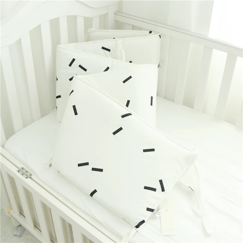 1PC Baby Bed Bumper 100% Cotton Baby Bedding Set Crib Bumper Black And White Pattern Washable Crib Protector For Girls Boys (1)