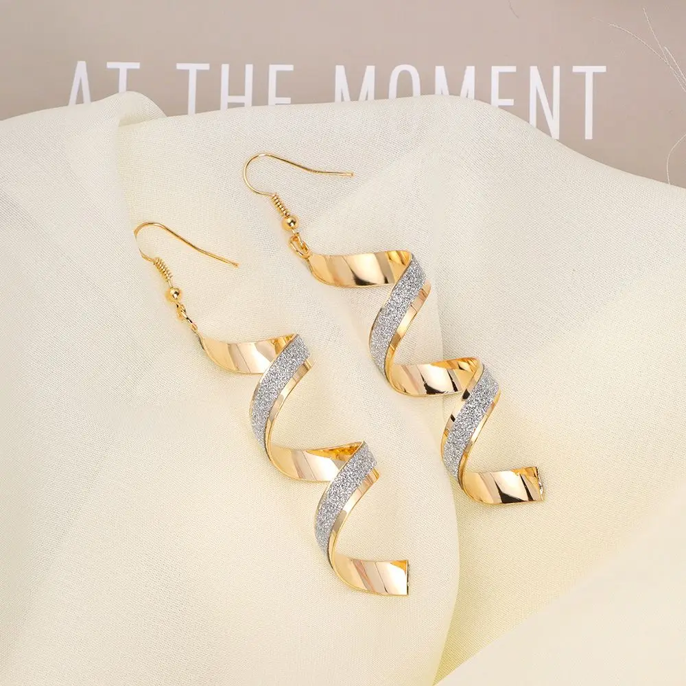 Long Earrings 1Pc/Pair Creative Spiral Hanging Geometric Twist Long Wave Earrings Fashion Women Party Jewelry Gift Accessory