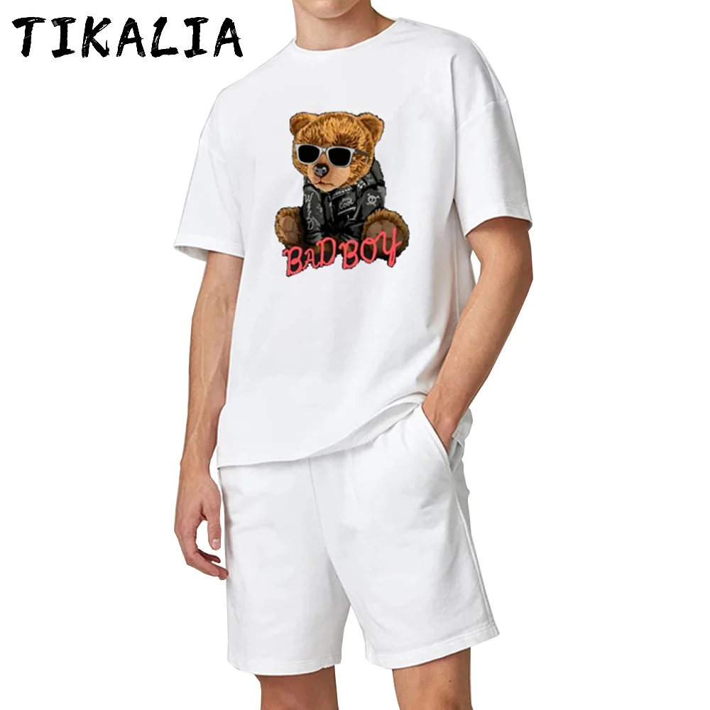 Ropa de verano camisa de manga corta para hombres y pantalones cortos de los hombres prendas de vestir Oso de dibujos animados estampado gráfico conjunto de pantalones cortos de algodón de Color sólido chándal
