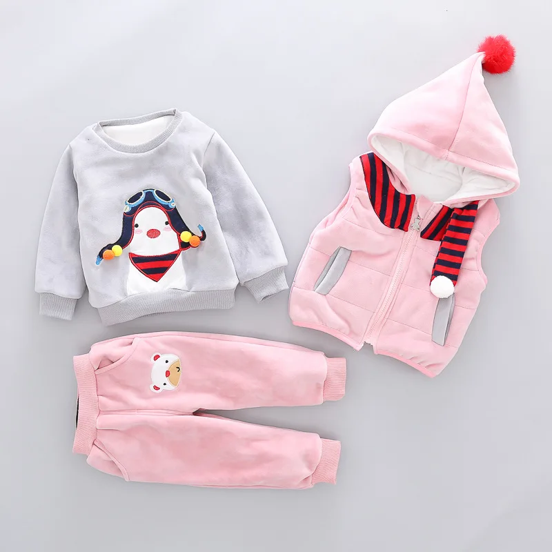 

Winter Style CHILDREN'S Suit Baby Christmas Clothes Velvet Cartoon Fun Penguin Thick Hoodie Vest Trousers Set