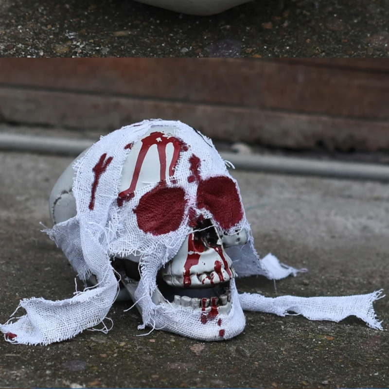Horrible Skull Statue Sculpture Halloween Bar Nightclub Decor Crafts Painting Props Bar KTV Counter Home Decoration Horrible Skull Statue Sculpture Halloween Bar Nightclub Decor Crafts Painting Props Bar KTV Counter Home Decoration