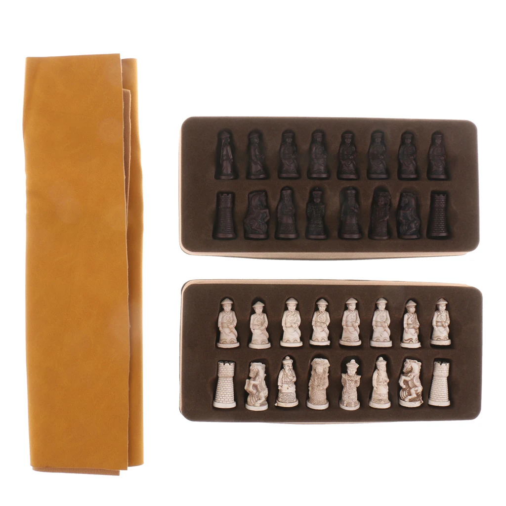 Chinese Ancient Figurines Chessman Pieces Chess Set with Foldable Chessboard