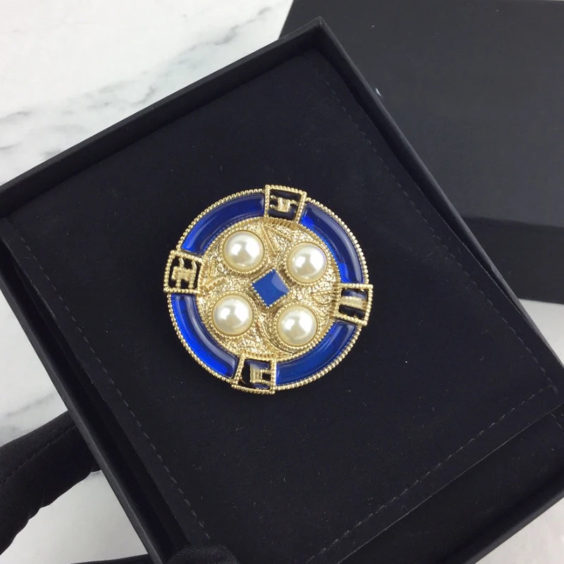 Hot Brand Fashion Jewelry For Women Blue Badge Brooches Party Sweater Brooche Signature C Name Stamp Navy Lifebuoy Brooches