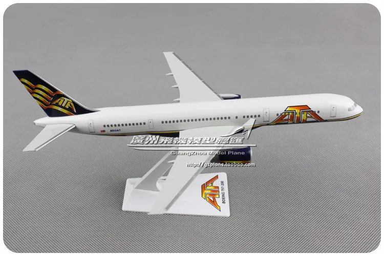 

Модель самолета американские авиалинии ATA, модель самолета 25, B757-200 N513AT 1:200, 24 см