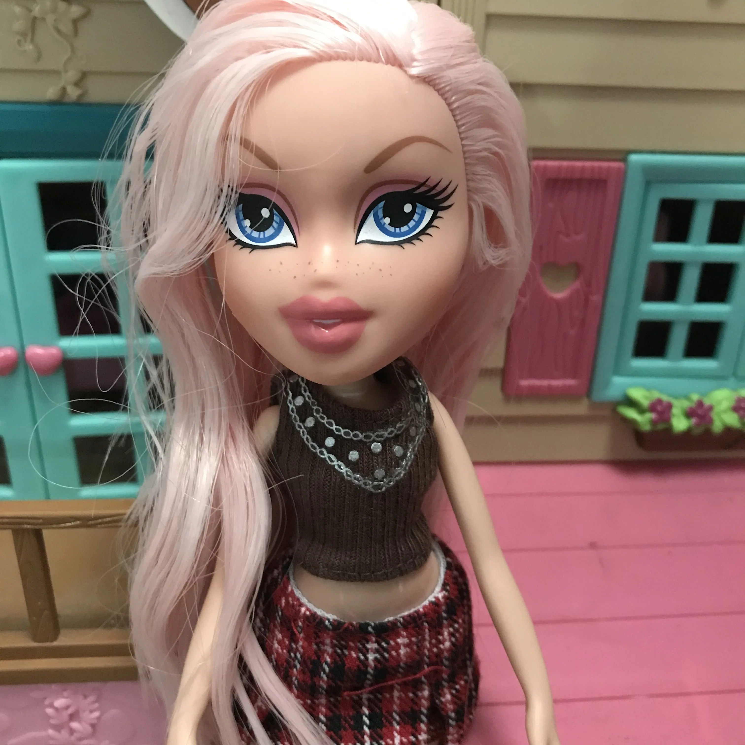 bratz doll pink hair