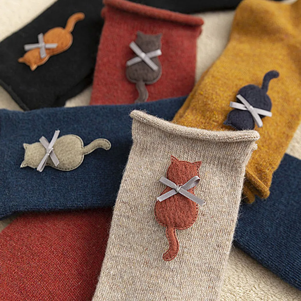 Net red trendy must-have five pairs of ladies fashion cartoon kittens and bears sewing wool solid color cotton curled tube socks