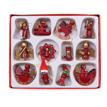 

The decorations hanging on the Christmas tree are wooden horse drum toys, small angel home accessories