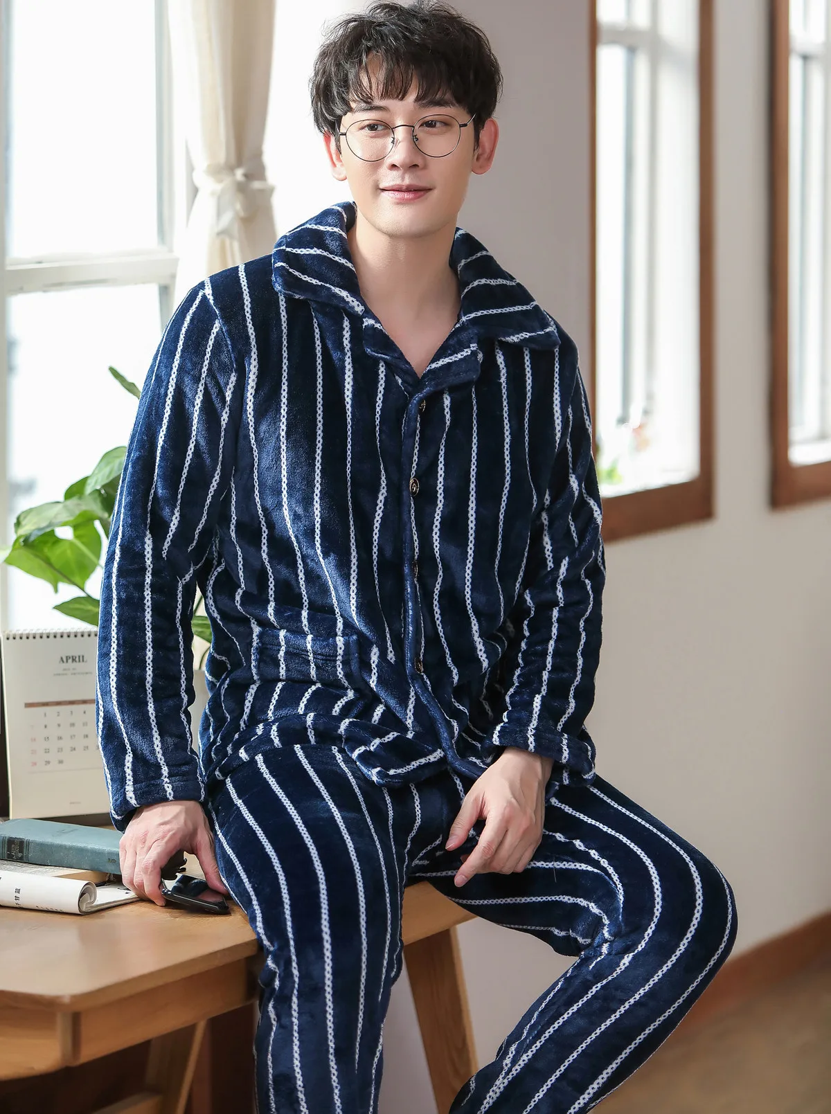 Winter Wine Red Pajamas Male Flannel Sleepwear Soft Warm Pyjamas Set Nightgown Men's Pajamas Sets Long Sleeve Men Lounge Pijamas silk sleepwear