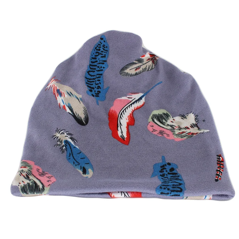 Новая модная Осенняя женская теплая шапка Skullies, двойная Повседневная шапка для девочек, шарф, изображение листьев, женские шапки
