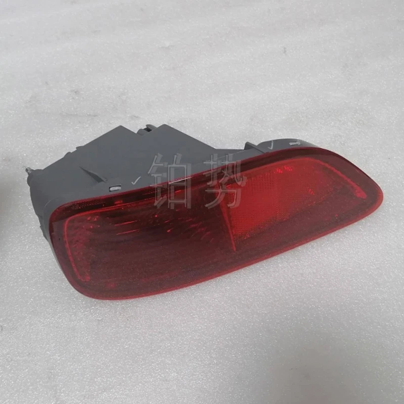 

Car Rear fog lamp assembly 2014-Nis sanP atr ol rear bumper light reflector reversing light turn signal auxiliary brake light