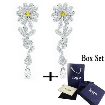

2020 SWA Fashion ETERNAL FLOWER pierced earrings, shiny and charming petals accessories ladies romantic gifts free shipping
