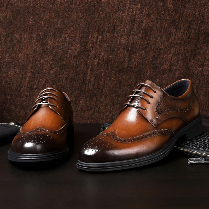 Мужские броги из натуральной коровьей кожи; свадебные деловые мужские повседневные туфли на плоской подошве; коллекция года; черные винтажные мужские туфли-оксфорды