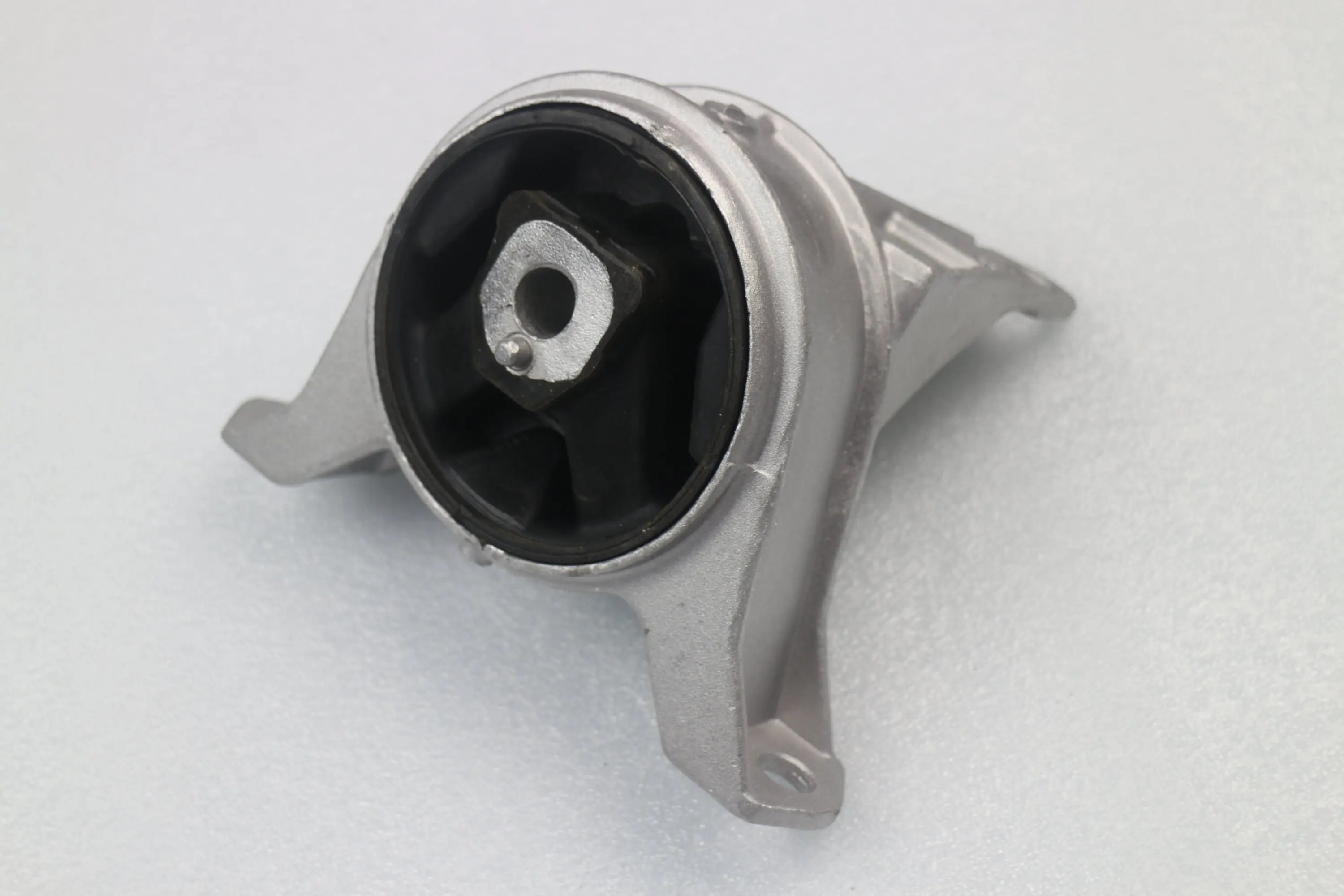 Крепление правого двигателя для Vauxhall Astra G Zafira A 5684051,90575772