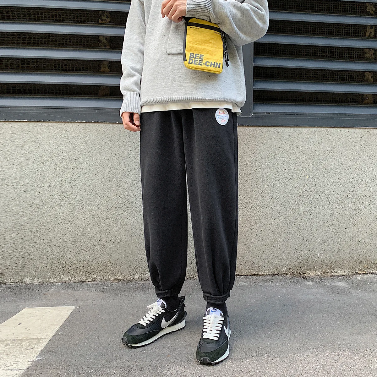 

Northern Boundary Men'S Wear Shu Hong Kong Style Autumn And Winter Loose Straight Teenager Fashion Students Casual Sports Pants