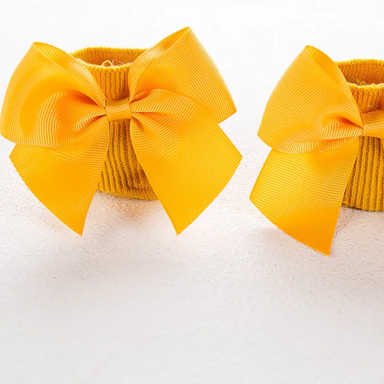 YELLOW BalleenShiny/носки с бантиком для маленьких девочек; Плотные хлопковые зимние носки; теплые носки-тапочки для малышей; одежда для малышей; От 1 до 6 лет - Цвет: YELLOW