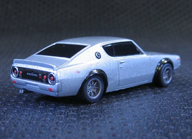Кё шо OEM 1:64 Нисса an Skyline автомобиль из сплава KPGC110 игрушечный Бог войны второго