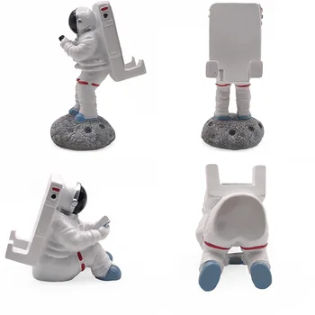 

Creative Space Yu Mobile Phone Holder Office Household Items Astronaut Mobile Phone Bracket Resin Decorative Ornaments Crafts