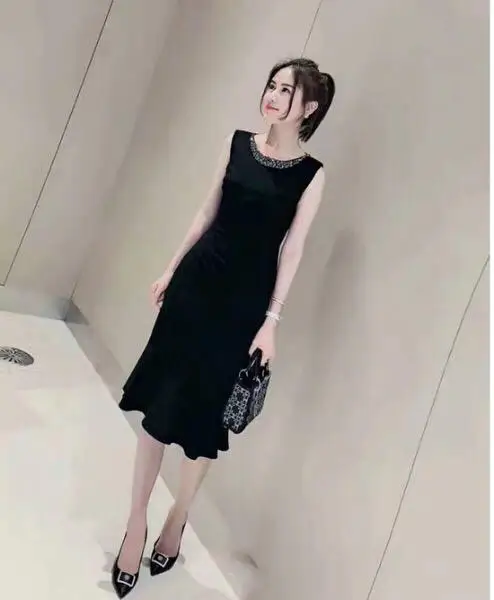 In the summer of the new nail bead design sleeveless waist fishtail dress