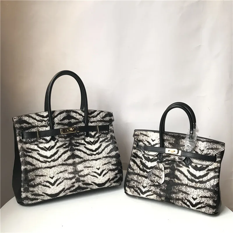 

LUXURY WOMEN TOTE BAG ZEBRA-STRIP ZEBRA FUR HANDBAG FASHION NEW DESIGNER NEW VERSION SHOULDER BAG