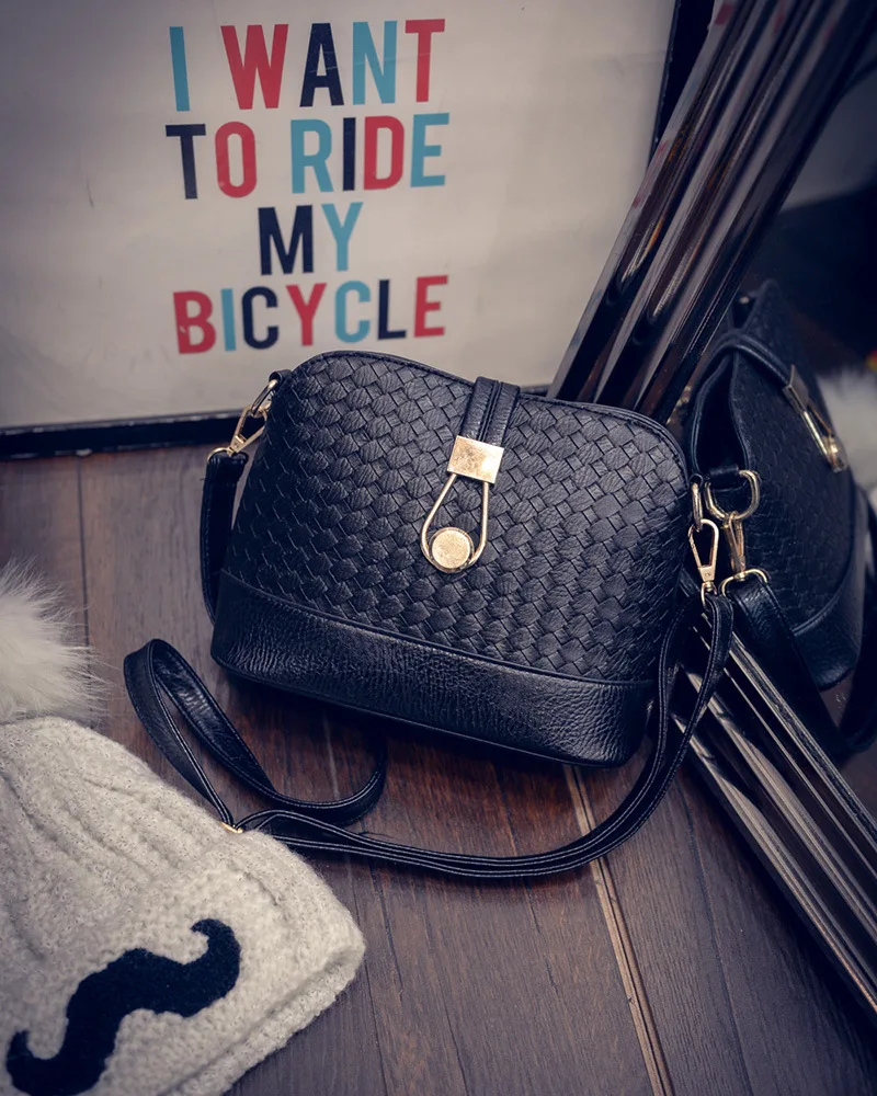 

2016 Autumn And Winter New Style Weaving round Lock Shell Bag Mini Bag Women's-Style Crossbody Bag WOMEN'S Bag Bag Fashion