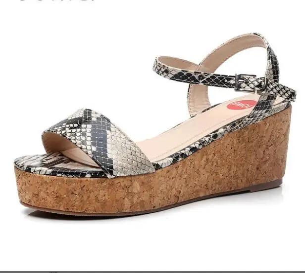 1 Summer Women Gladiator Sandals Snake Print Sandals Peep Toe Platform Wedge Sandals Strap Espadrille New sandalia feminina hy81 - Цвет: 1