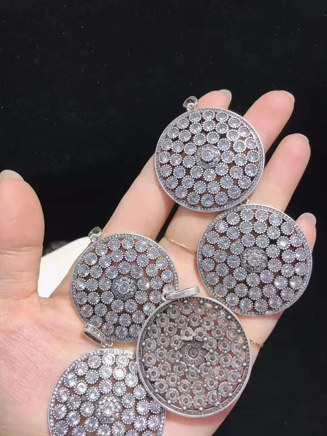 

1pc 40mm Silver plated Cz micro coin pendant