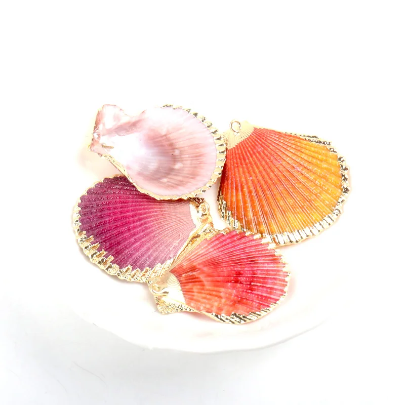 Gold Plated Natural Sector White Colorful Sea Shells for DIY handmade charms Jewelry Craft Decoration 5pcs - Цвет: 1