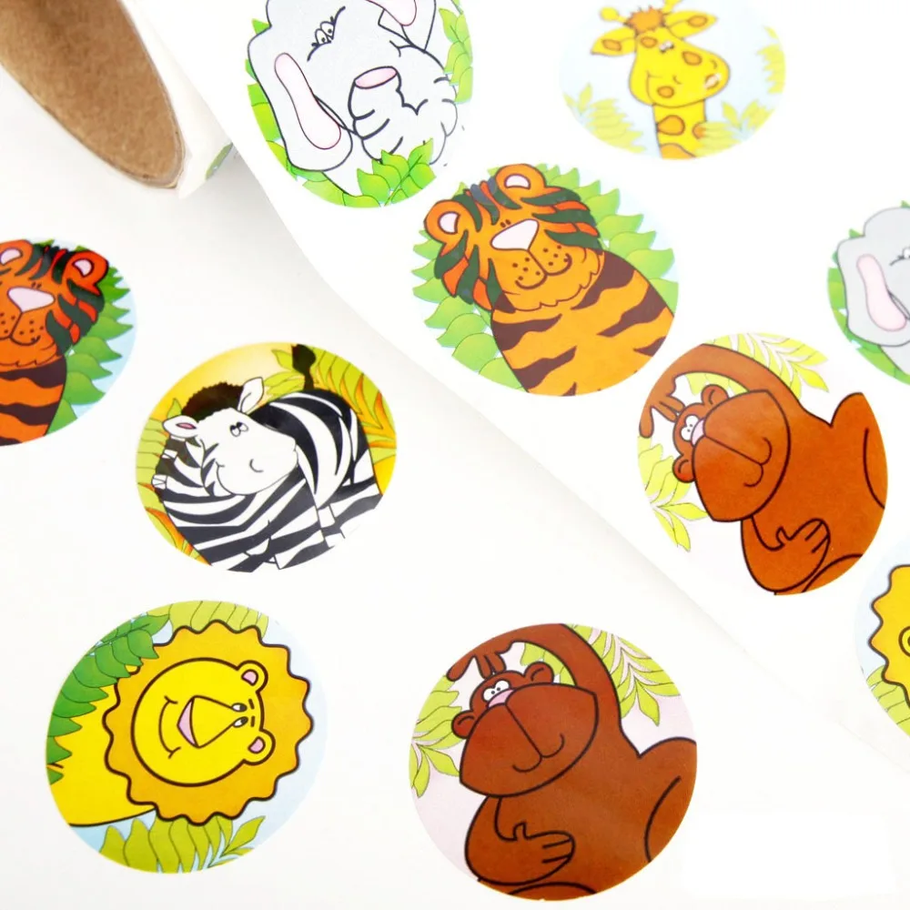 100pcs/Roll Jungle Animals Sealing Sticker DIY Gifts Posted Baking Decoration Package Adhesive Seal Label kids Favors