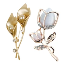 2 шт простая брошь с искусственным жемчугом тюльпан брошь в форме цветка из горного хрусталя булавка Женская Корейская леди все-матч свитер костюм куртка броши