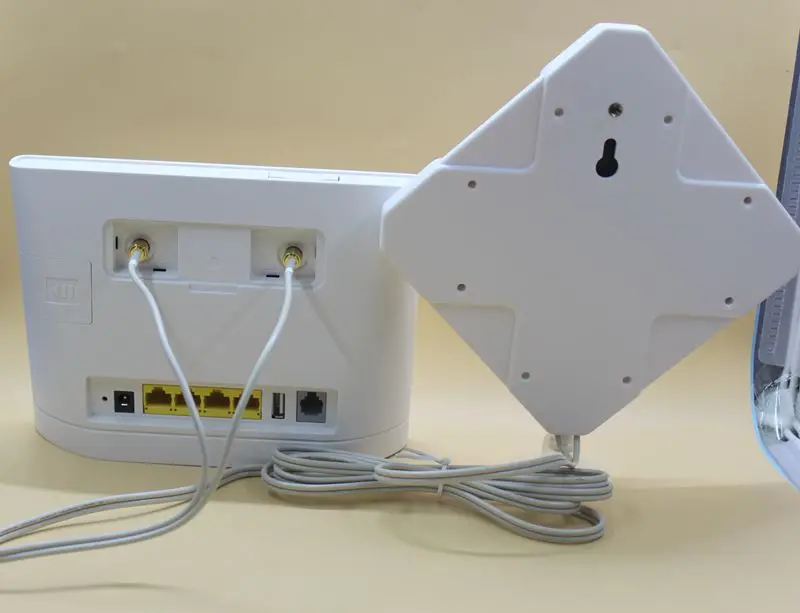 Unlocked-Huawei-B315-B315s-607-4G-LTE-Wireless-Router-with-antenna-CPE-WIFI-ROUTER-Modem-with (1)