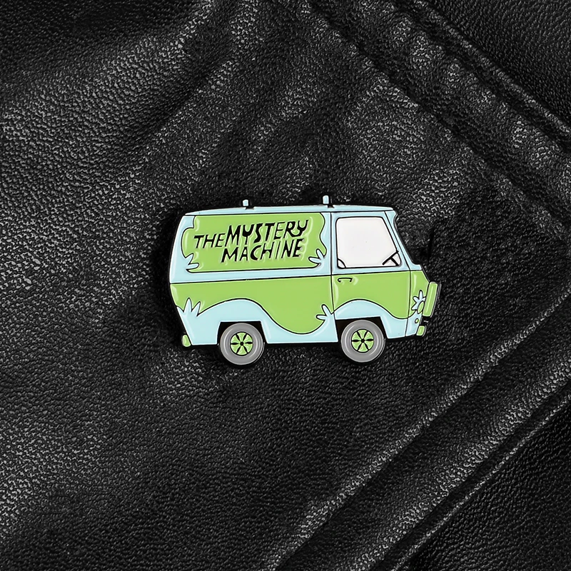 The Mystery Machine Pins Cartoon Green Car Badge Spille Abbigliamento Zaino Borsa Risvolto Smalto Pin Uscire Dai Problemi Regalo Gioielli