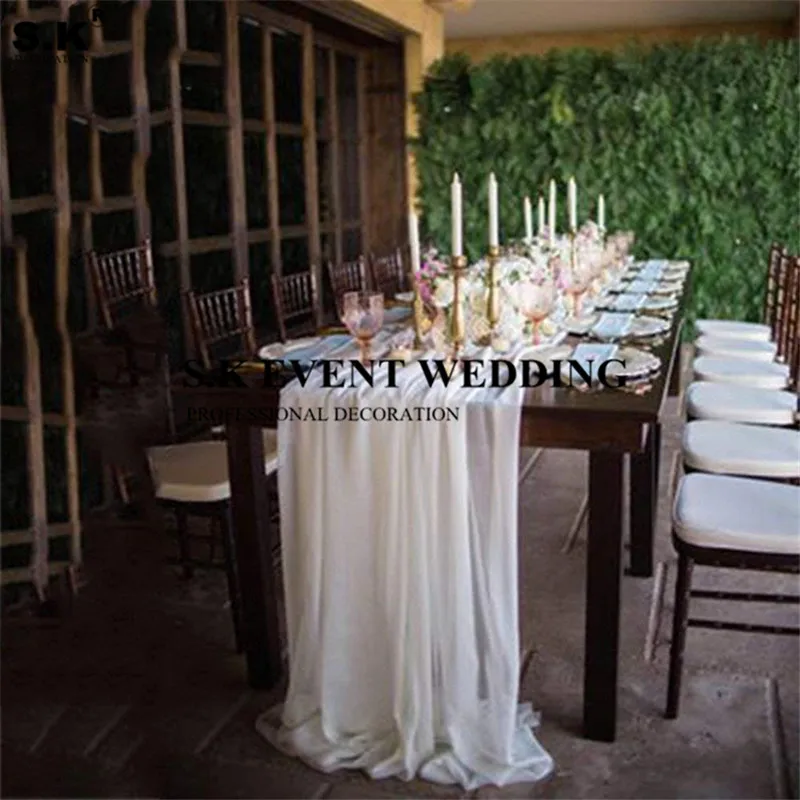 Beautiful-wedding-ev-party-white-chiffon-table