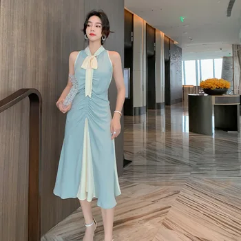 

Women's Dresses 2020 Summer Lady Slim Sexy Hanging Neck Lace Up Waist Pleated Mid-length Dress