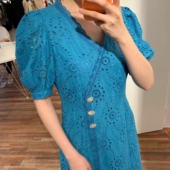 

Korean 2020 Spring and Summer Elegant Women Dress Embroidered Flower Type Hollow Out Lace Puff Sleeve Dress Women's