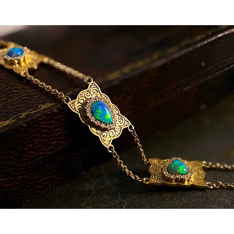 Aazuo Natural Blue Opal Orignal 18K Yellow Gold Retro Bracelet gifted for Women Valentine's Day Gift Link Chain Au750