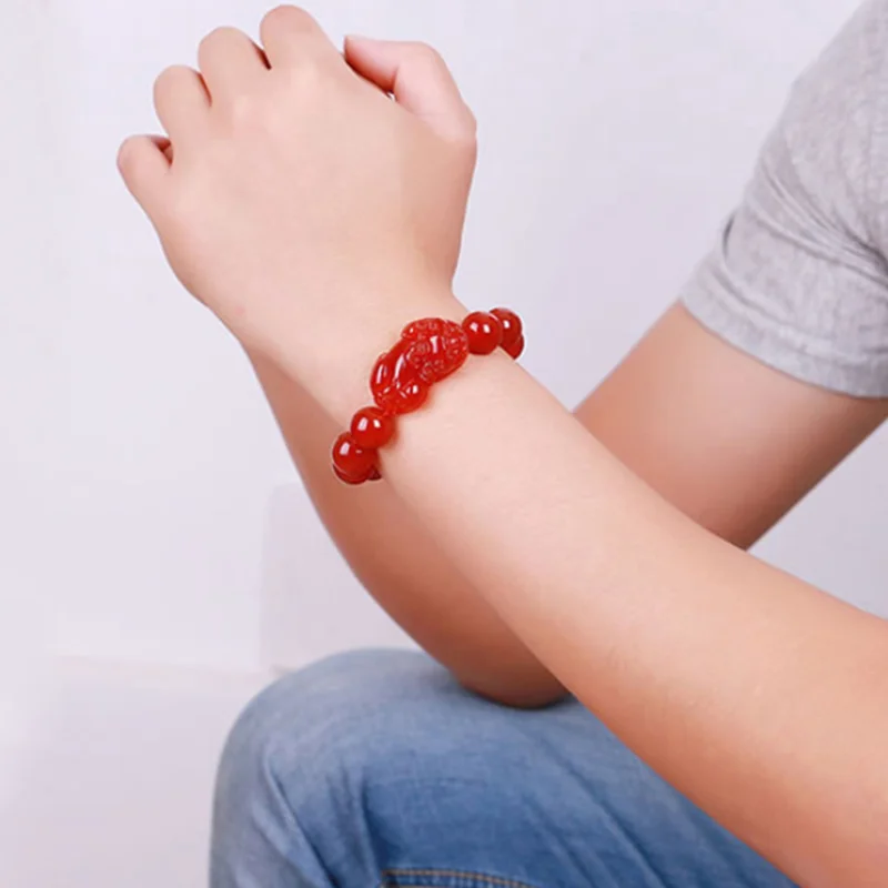 Feng Shui Gift Natural red agate crystal PI XIU Bracelet for man and women Handmade good Lucky Amulet Jewellery