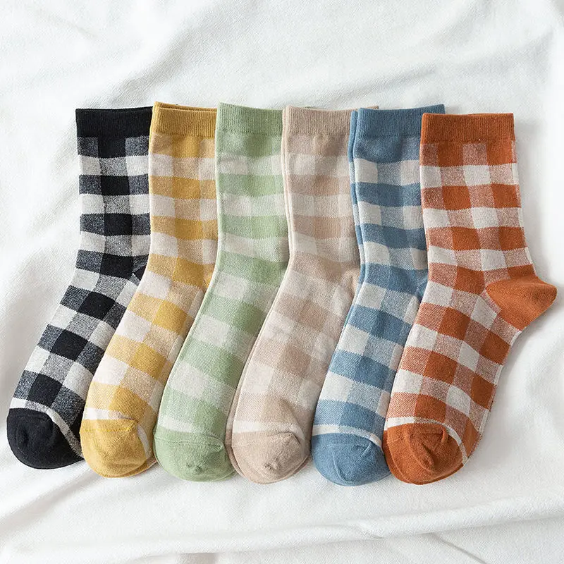 

2020 New Fashion Womenâ€˜s Socks Retro Street Harajuku Style Soft Cotton Cute Grid Pattern Girl High Tube Socks Elasticity Casual