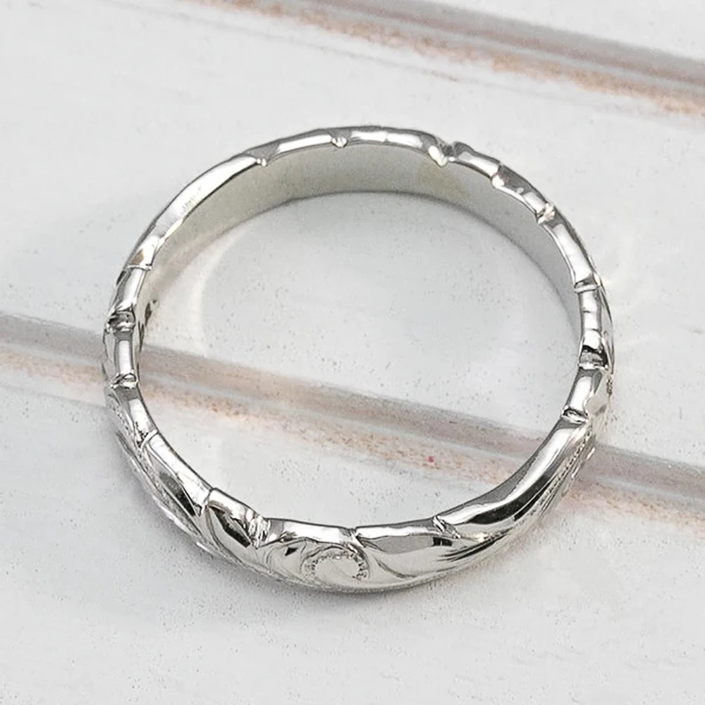 Huitan Elegant Carved Flower Pattern Band Classic Women Engagement Wedding Rings High Quality Delicate Female Accessories Rings