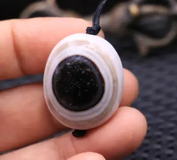 

Magic Power Tibetan Black&White old Agate Goat Heaven Eye dZi Bead Pendant 5A D3 Carving LKbrother Sauces