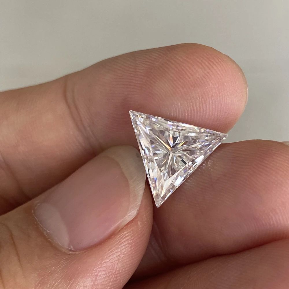 2 Carat Triangle Shape White D VVS 8x8mm Lab Grown Moissanite Diamond Fashion Woman Necklace Gemstone