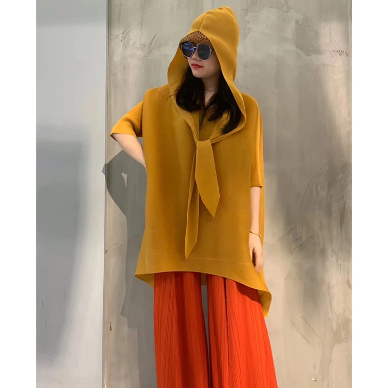 Miyake плиссированная Ранняя весна Новинка Повседневная Свободная футболка дизайн чувство небольшой нерегулярный Топ женский средней длины