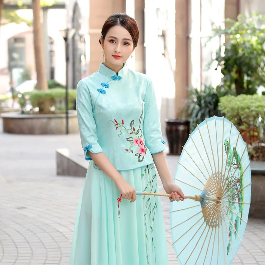 Women Qipao Dresses Chinese Cheongsam Top Linen Skirt Vintage Floral Embroidery Tang Suits Plus Size Blouse Female
