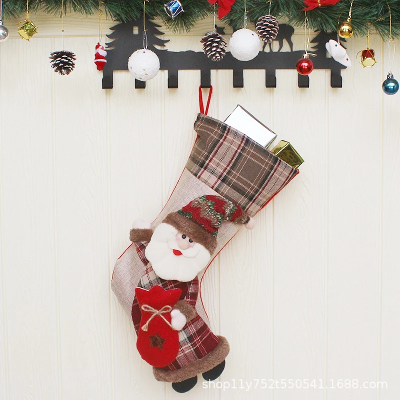 Christmas Stockings Christmas Plaid Burlap Gift Box Christmas Tree Decoration New Year Gift Candy Bag Christmas Fireplace Decora