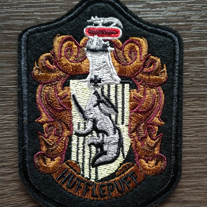 4 шт./лот Косплей Shcool для аппликации, шитья Гриффиндор Слизерин Ravenclaw Hufflepuff патчи для Харрис костюм