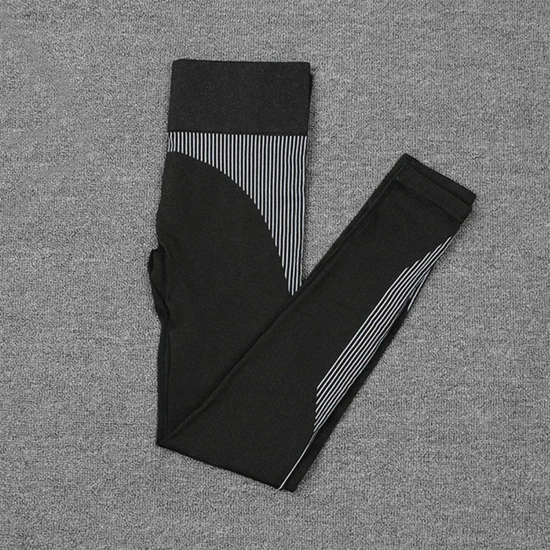 未标题-1_0001_NORMOV-Gym-Set-Women-Fitness-Clothing-Seamless-Shock-Proof-Bra-Running-Pants-Women-Sport-Set-2.jpg_.webp_640x640