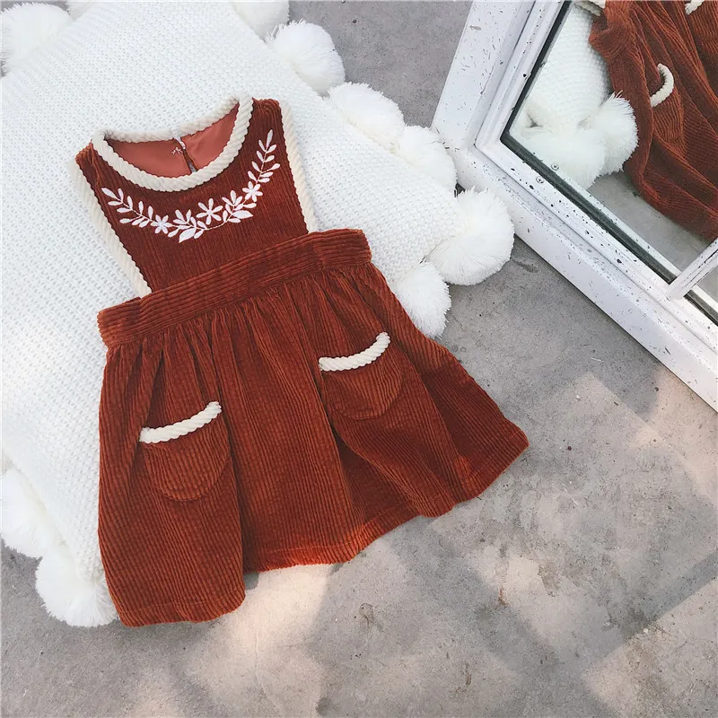 Детское осеннее вельветовое платье для девочек, зимнее винтажное платье с вышивкой для маленьких девочек, качественная осенняя одежда с карманами для маленьких девочек - Цвет: Red